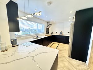 Photo 23- click for photo gallery